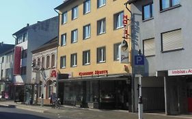 Central Hotel